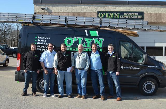 O’LYN Roofing Sales Team Undergoes Ladder Safety Training