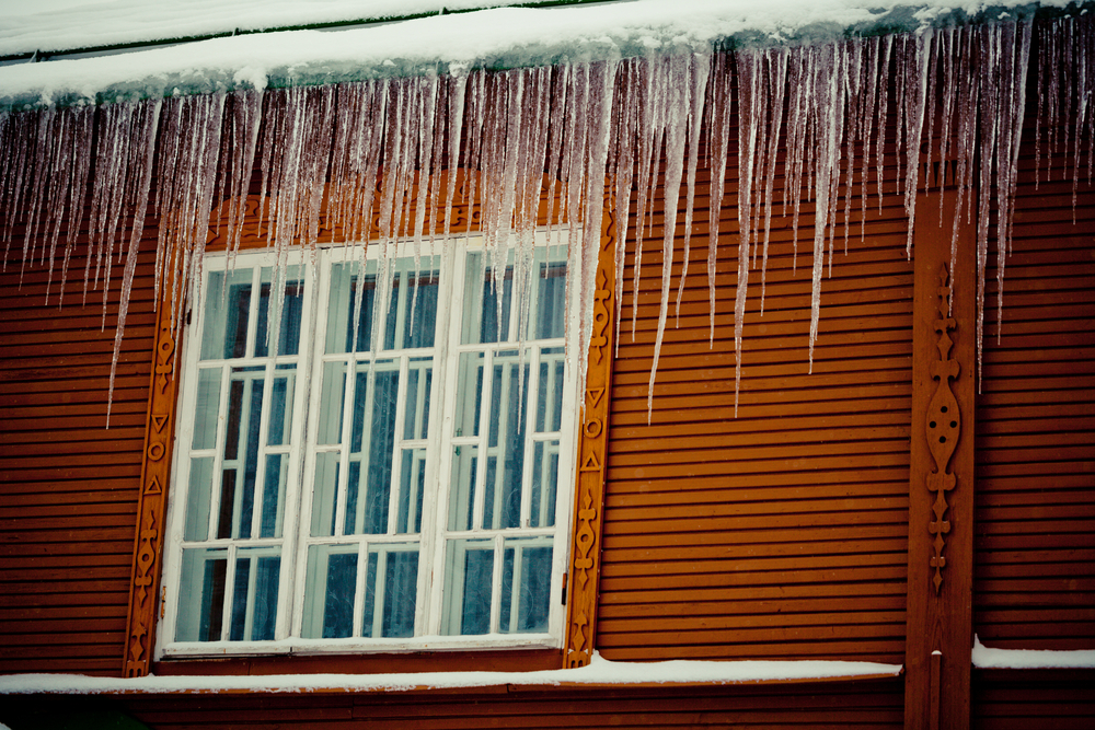 What To Do When Your Gutters Freeze
