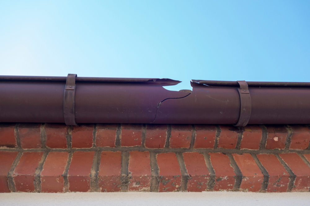 Signs You Need To Replace Your Gutter System