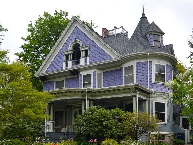 Victorian Home With Roof Replacement